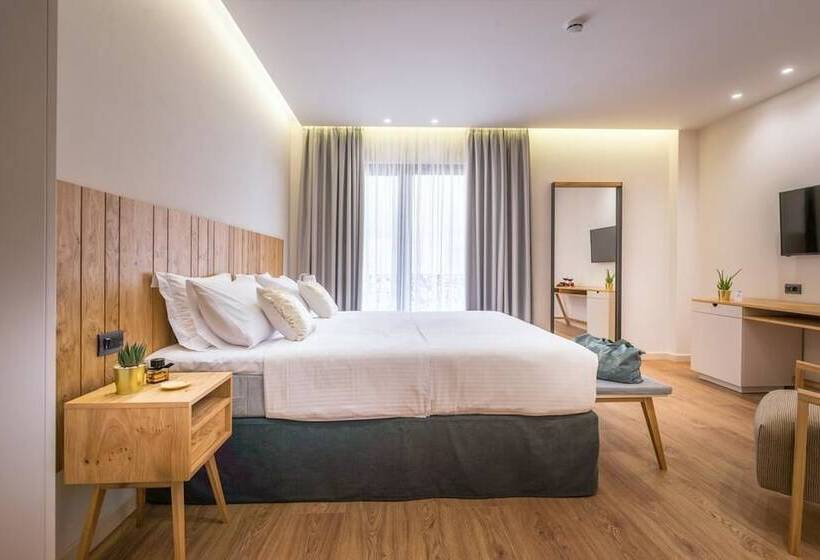 غرفة عائلية ذات إطلالة جانبية على البحر, Glow Boutique Hotel & Suites