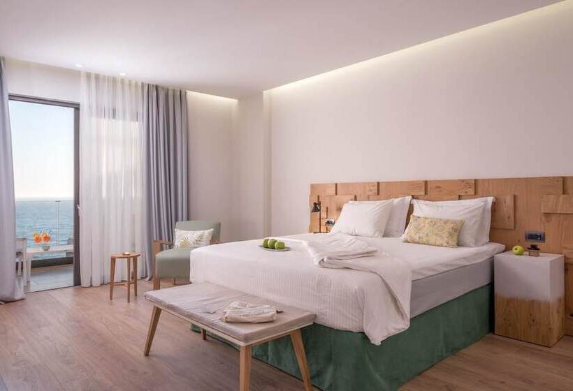 Triple Room Sea View, Glow Boutique Hotel & Suites