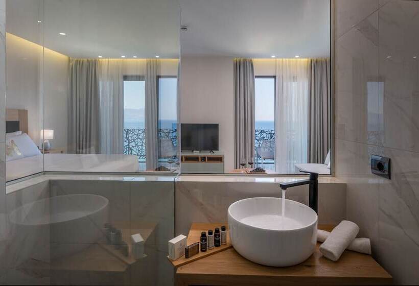 オーシャンビュージュニアスイート, Glow Boutique Hotel & Suites