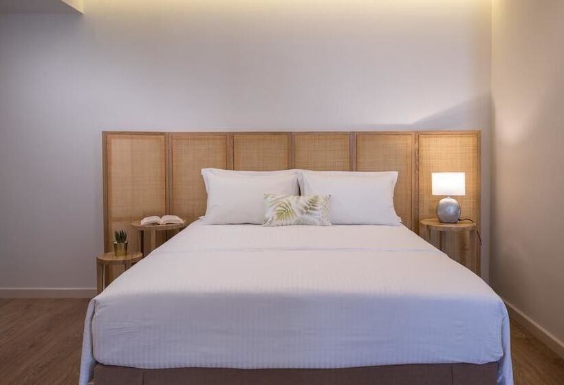 جناح سوبيريور مطل علي البحر, Glow Boutique Hotel & Suites