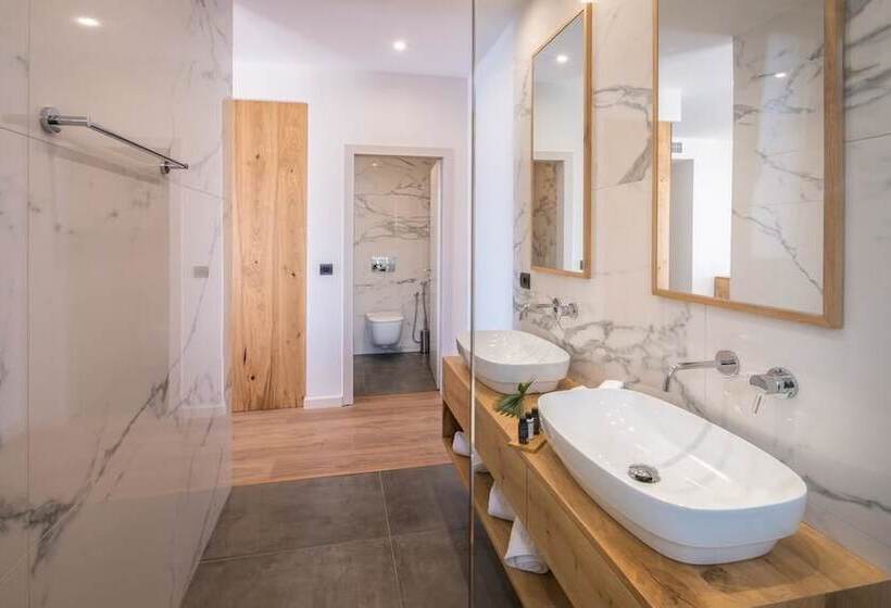 جناح مطلّ علي البحر, Glow Boutique Hotel & Suites