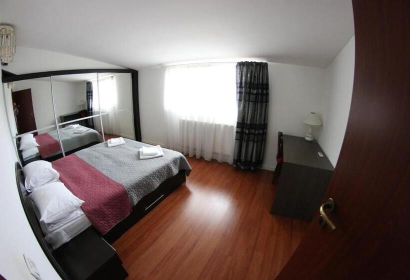 إستوديو ديلوكس, Casa Bucovineana