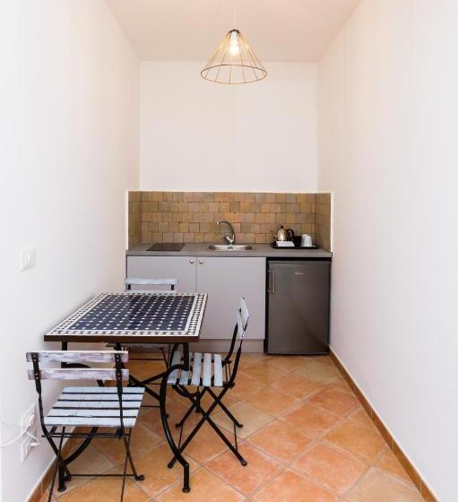 Triple Room Sea View, Miramare