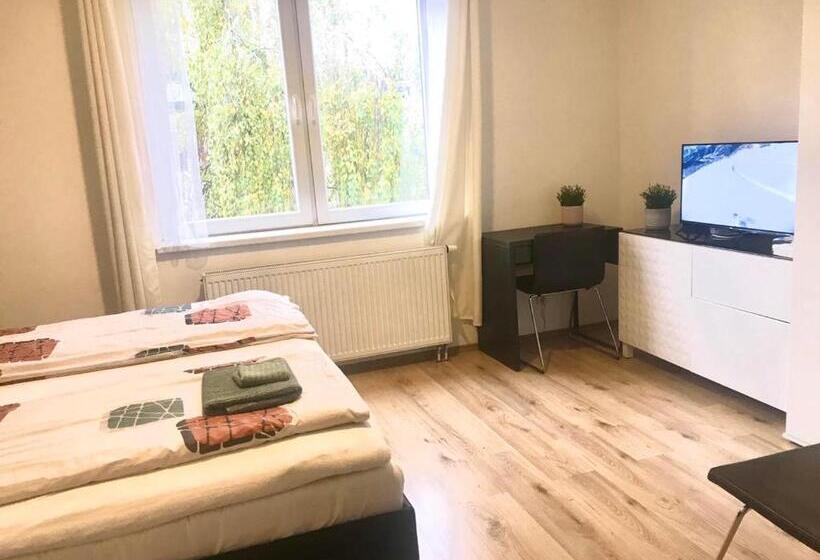 اتاق لوکس, Fresh House