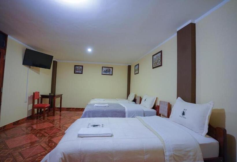 اتاق استاندارد سه نفره, Anita Hostal