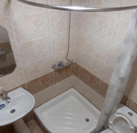 غرفة قياسية, Art House Boutique