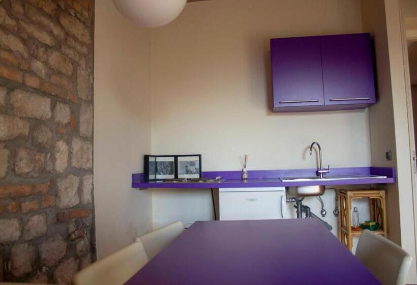 اتاق لوکس, Masseria Olivola