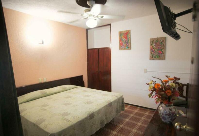 غرفة قياسية, Maria De Lourdes