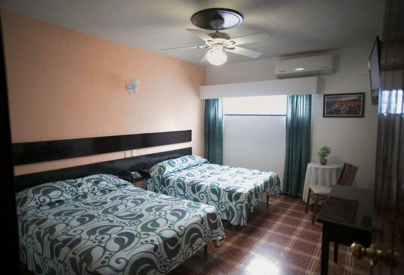 جناح, Maria De Lourdes