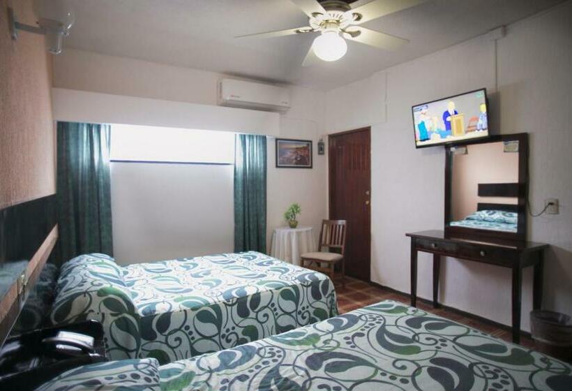 جناح, Maria De Lourdes