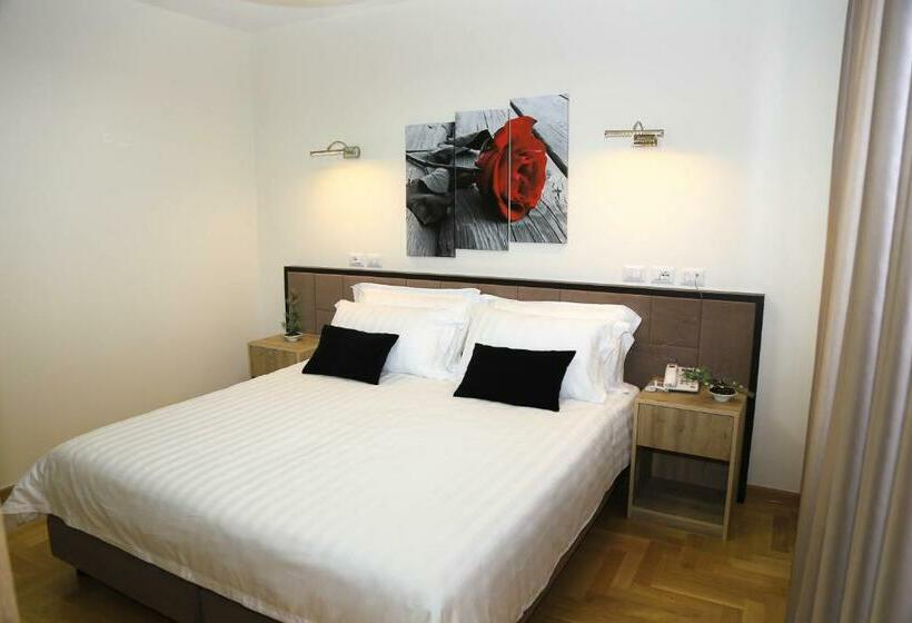 스탠다드 룸, Mervin