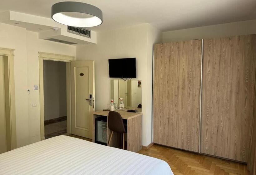 스탠다드 룸, Mervin