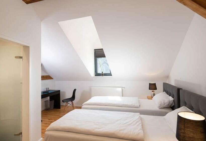 スーペリアールーム, Nikii Boutique