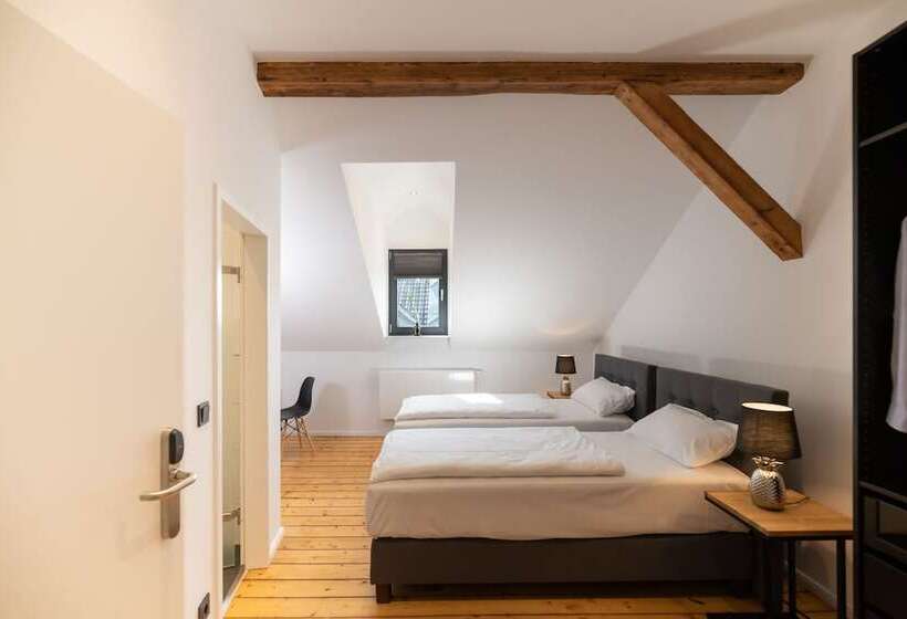 スーペリアールーム, Nikii Boutique