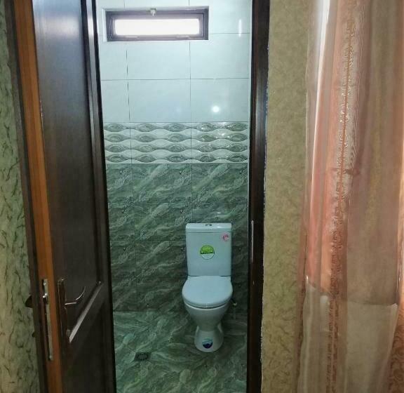 غرفة قياسية, Papazo