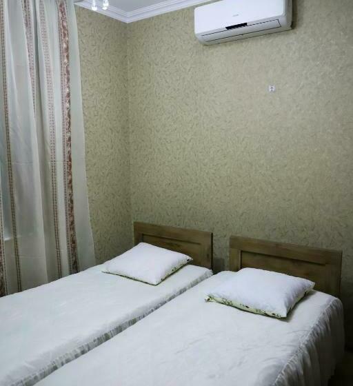 غرفة قياسية, Papazo