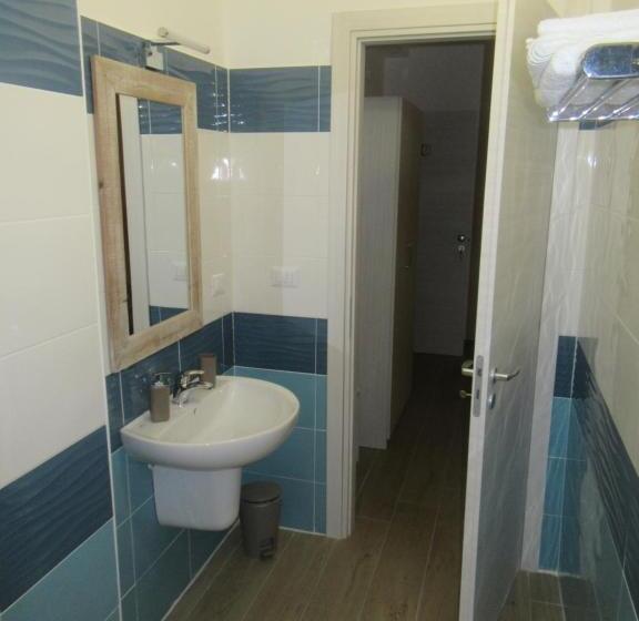 חדר סטנדרט לארבעה, Il Sogno Di Calipso