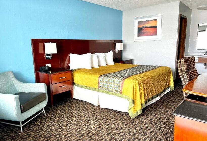 إستوديو قياسى سرير كينج, Lakes Inn