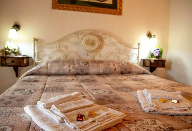 חדר סטנדרט נוף לגינה, Le Giuncaine