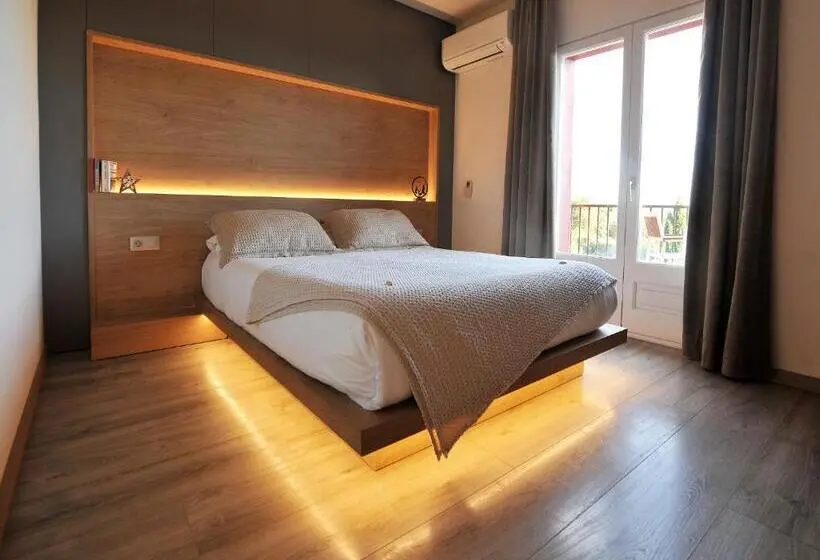 デラックスルーム, Hostal Rural Can Pau
