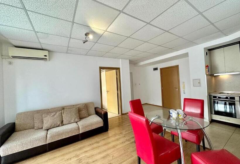 آپارتمان 2 خوابه, Sunny Beach Hills   Menada Apartments