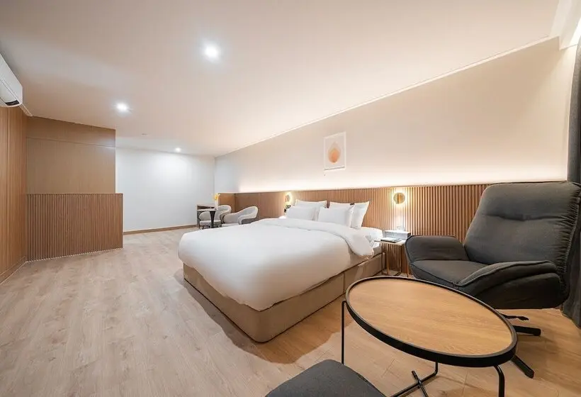 スイート, Cheonan H-avenue Cheonan Buldang