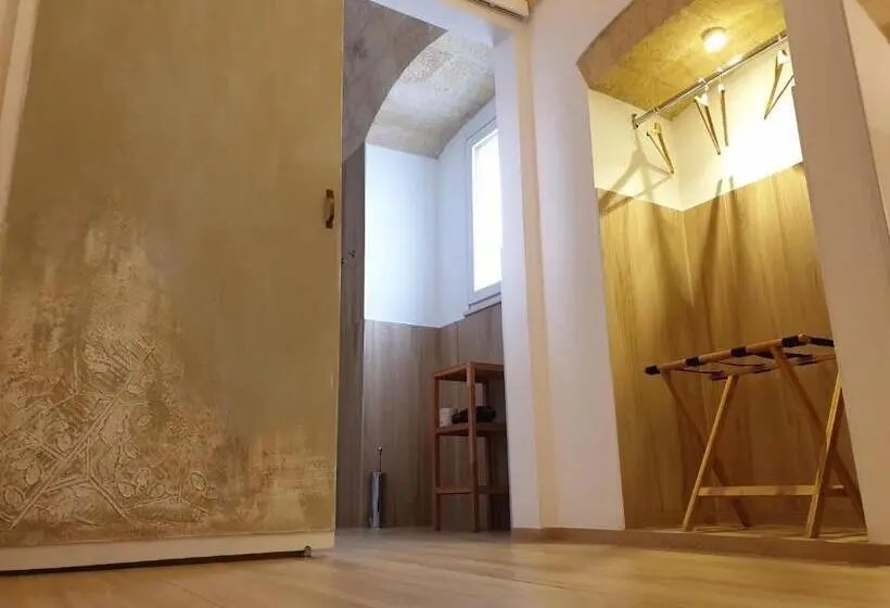 اتاق سوپریور با تخت بزرگ, B&b Novecento Italiano