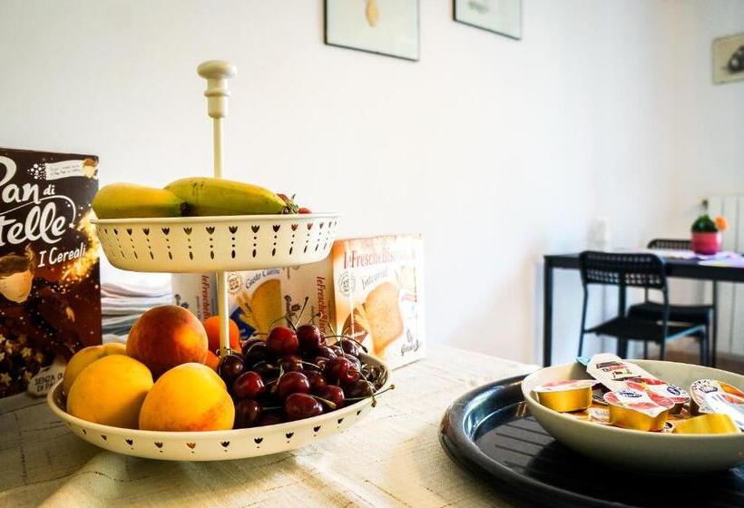 带共用浴室的标准房间, Beb Brusce  Franco E Tina