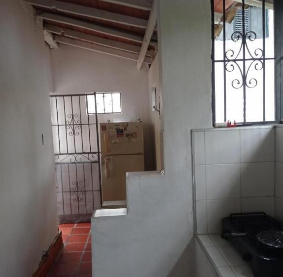 بنجلو عائلى, Las Cabanas De Pino Hostel