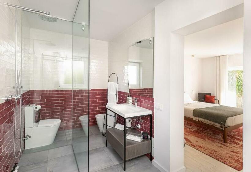 اتاق لوکس با بالکن, Emcasa Boutique Guesthouse