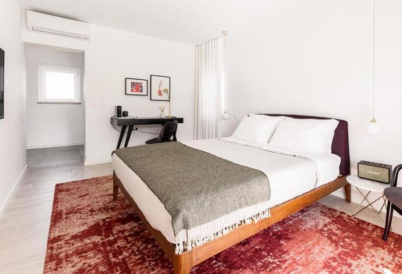 اتاق لوکس با بالکن, Emcasa Boutique Guesthouse