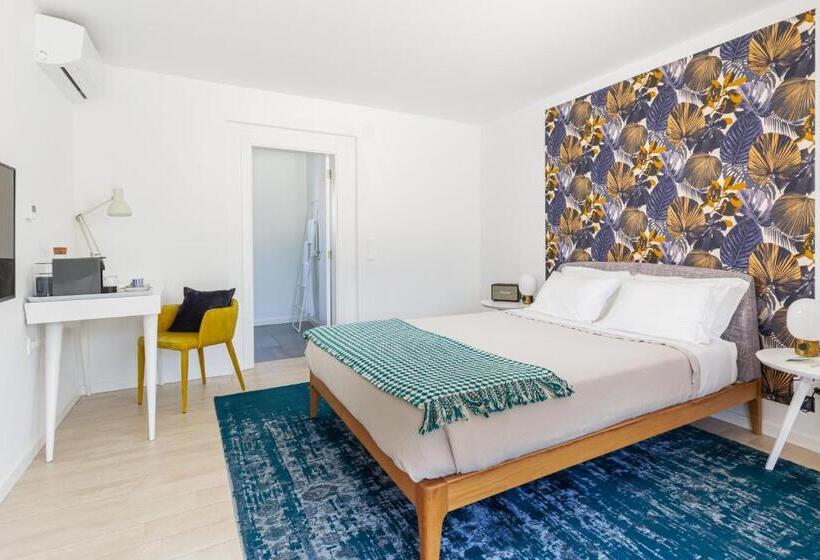 اتاق لوکس با بالکن, Emcasa Boutique Guesthouse