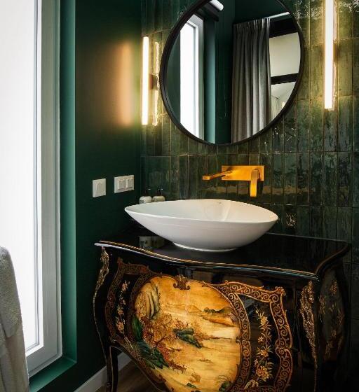 سوییت با چشم‌انداز دریا, Emcasa Boutique Guesthouse