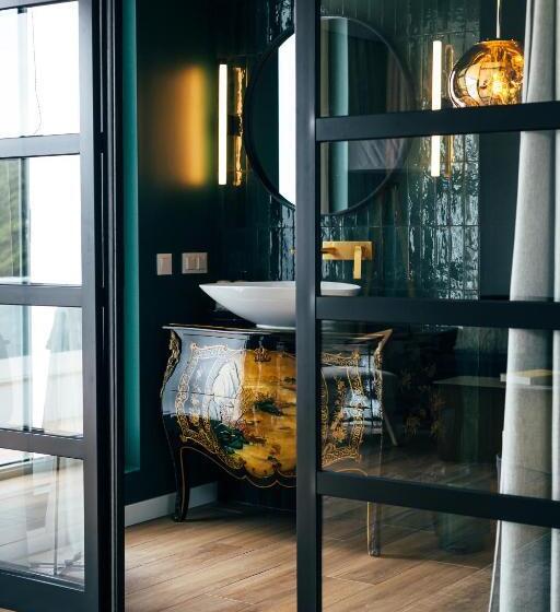 سوییت با چشمانداز دریا, Emcasa Boutique Guesthouse