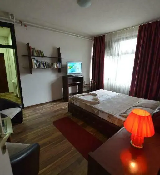 اتاق لوکس, Guesthouse Duga