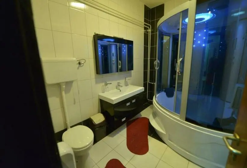 اتاق لوکس, Guesthouse Duga