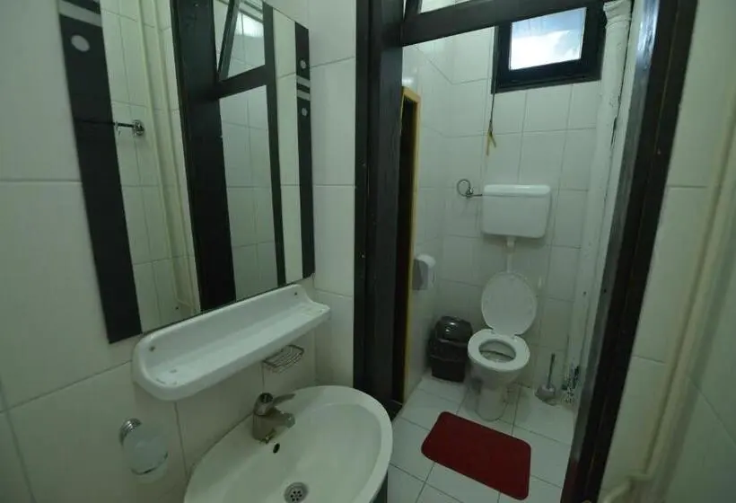 اتاق استاندارد, Guesthouse Duga