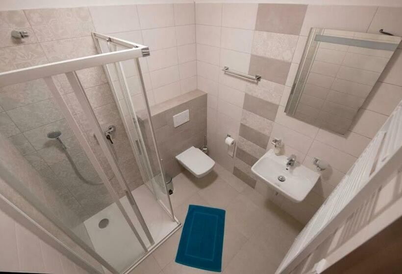 اتاق استاندارد, Penzion Patron