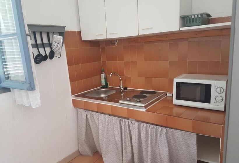 استودیوی استاندارد, Bungalows Filippi