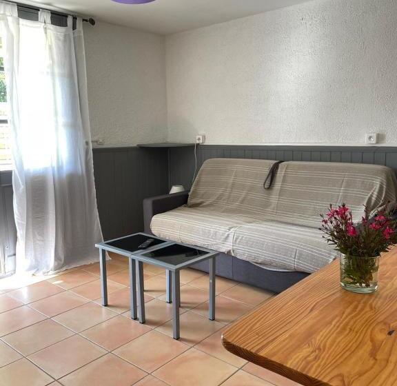 Студия Стандарт, Bungalows Filippi