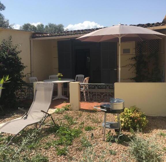 آپارتمان 1 خوابه با تراس, Bungalows Filippi