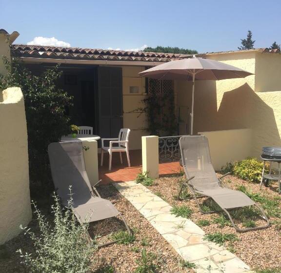 آپارتمان 1 خوابه با تراس, Bungalows Filippi