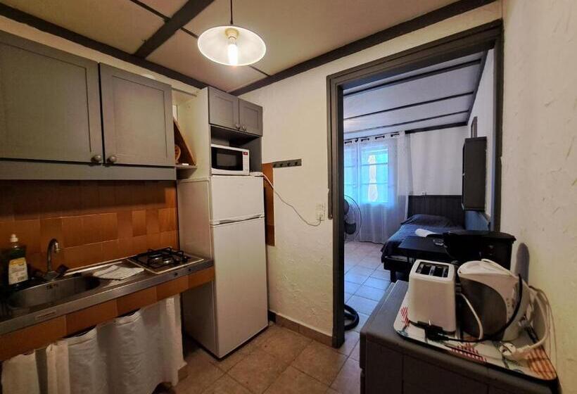 آپارتمان 1 خوابه با تراس, Bungalows Filippi