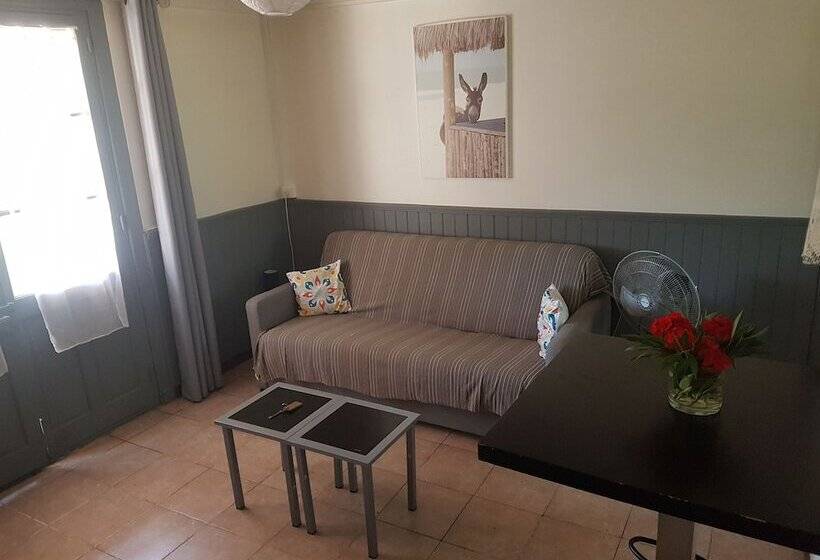 استودیوی استاندارد, Bungalows Filippi