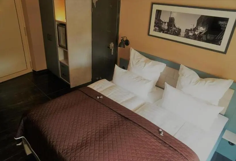 デラックスルーム, Themenhotel 50 S Ville Motel