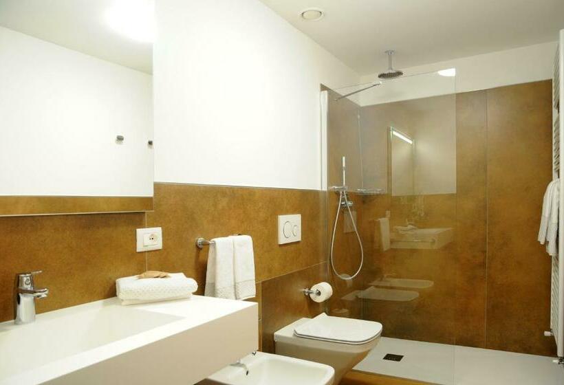 חדר סטנדרט, Touring Hotel & Spa