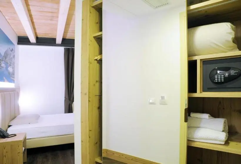 Basic Room