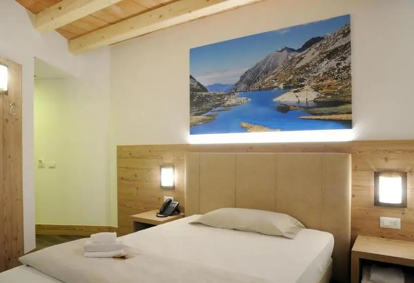 ベーシックルーム, Touring Hotel & Spa