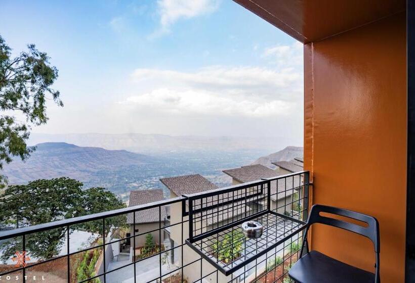 Номер Стандарт Вид на Горы, Zostel Plus Panchgani