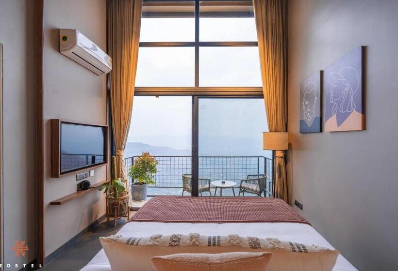 Номер Deluxe с Видом, Zostel Plus Panchgani